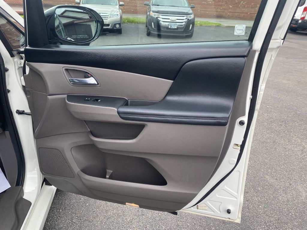 2016 Honda Odyssey Image 22