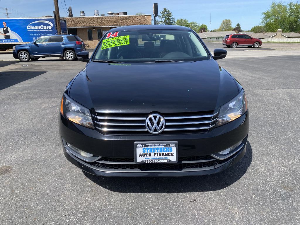 2014 Volkswagen Passat Image 2