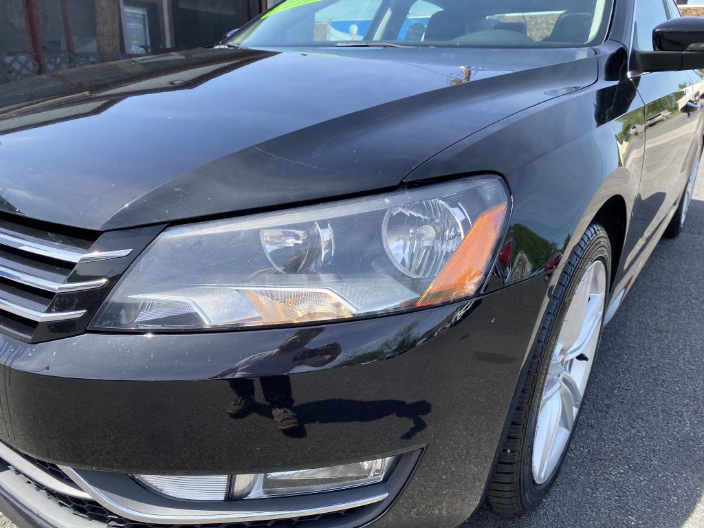 2014 Volkswagen Passat Image 24