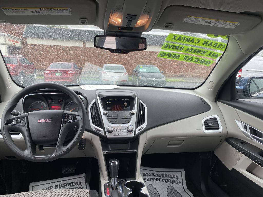 2017 GMC Terrain Image 9