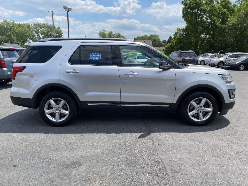 2016 Ford Explorer Image 4