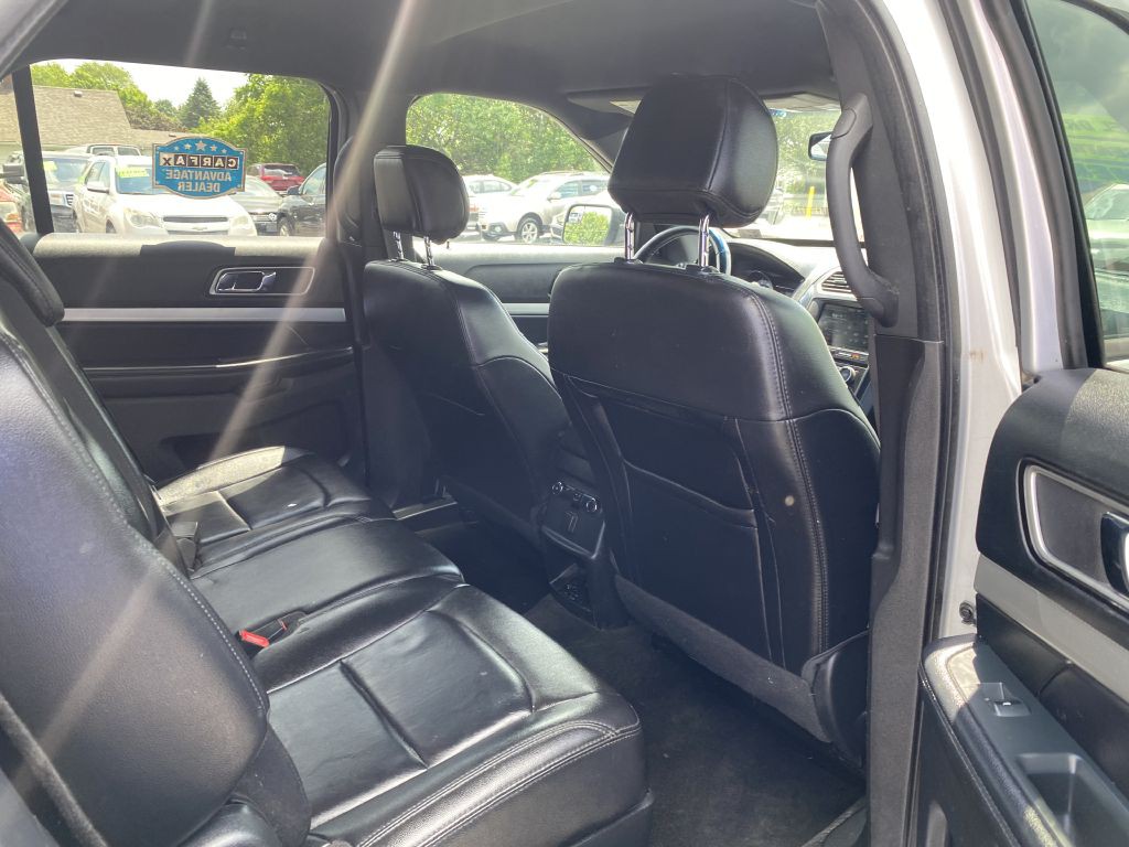 2016 Ford Explorer Image 18