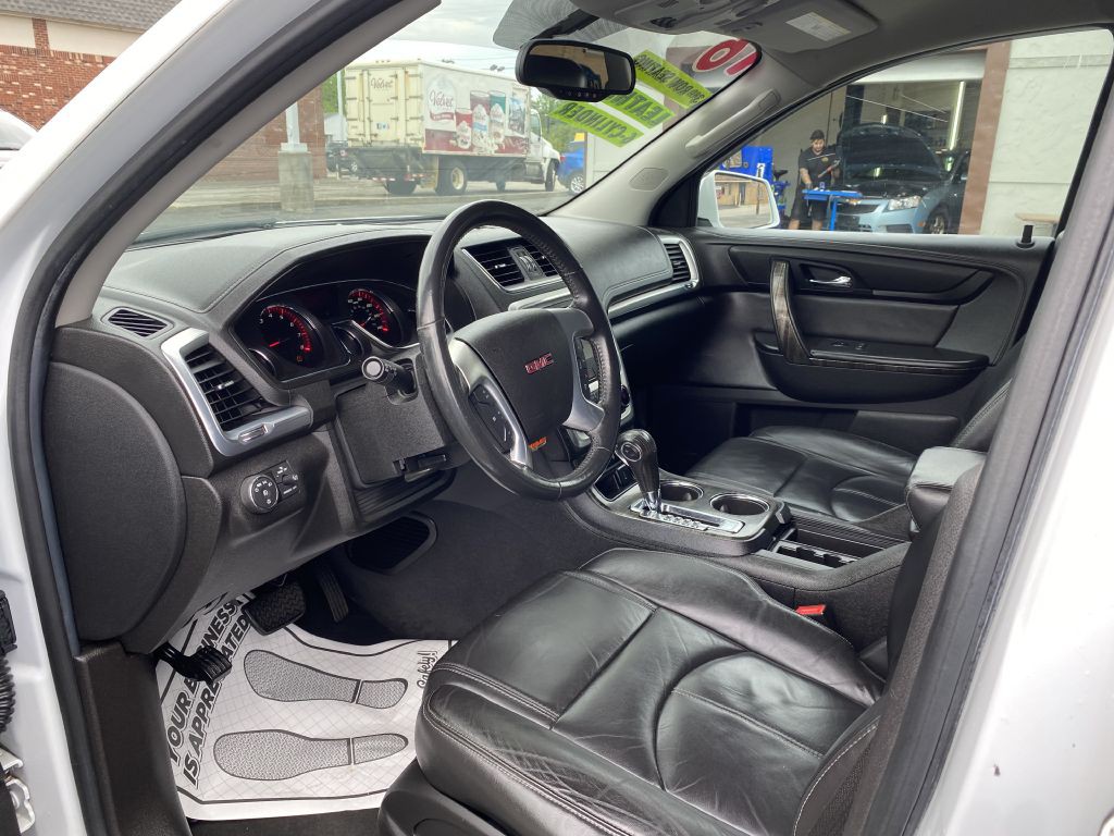 2016 GMC Acadia Image 14