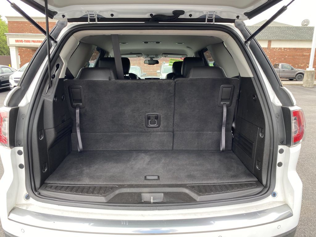 2016 GMC Acadia Image 17