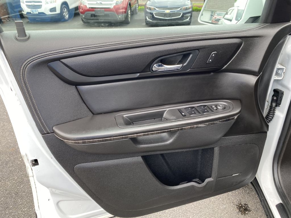 2016 GMC Acadia Image 21