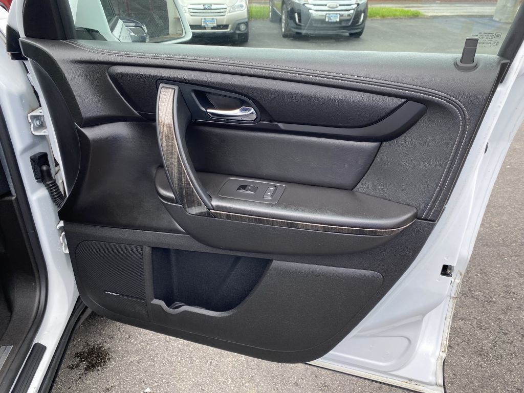 2016 GMC Acadia Image 24