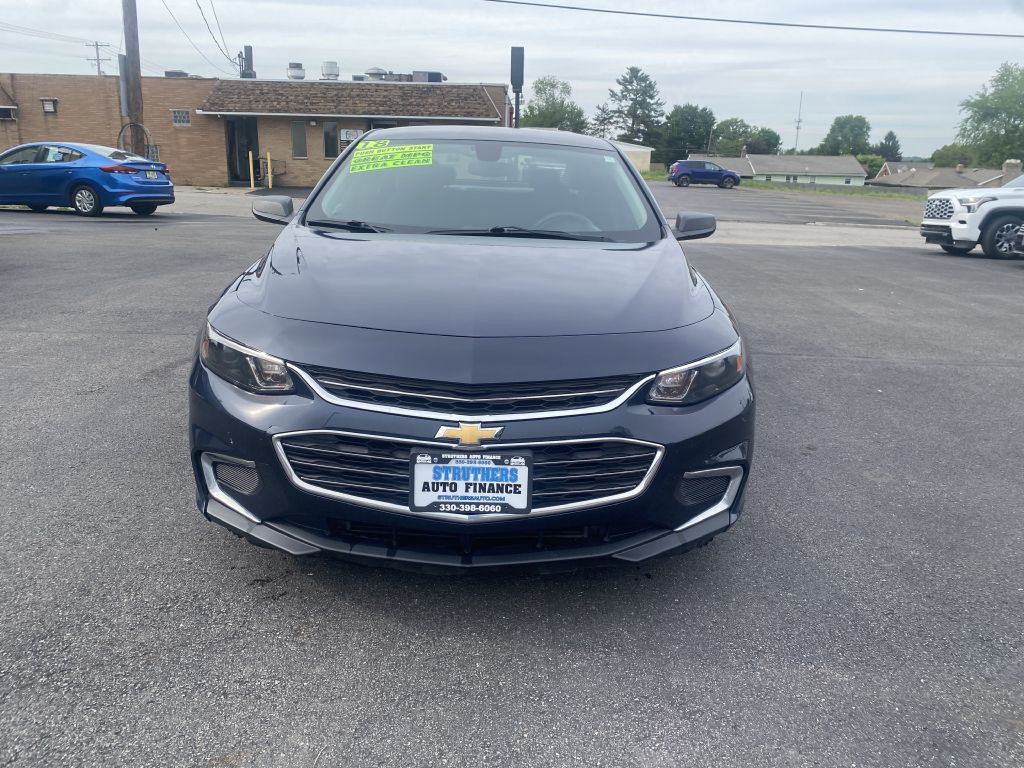 2018 Chevrolet Malibu Image 2
