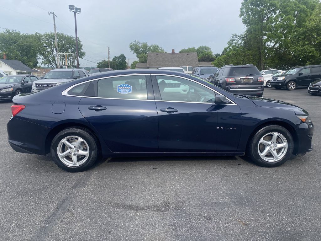2018 Chevrolet Malibu Image 4