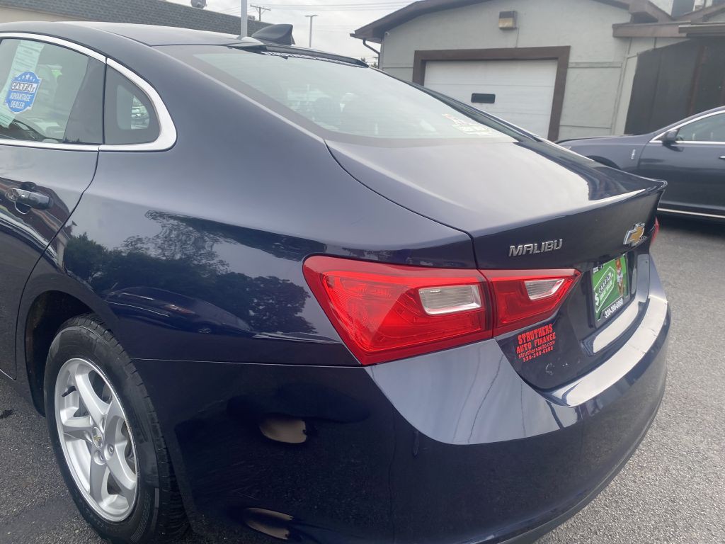 2018 Chevrolet Malibu Image 24