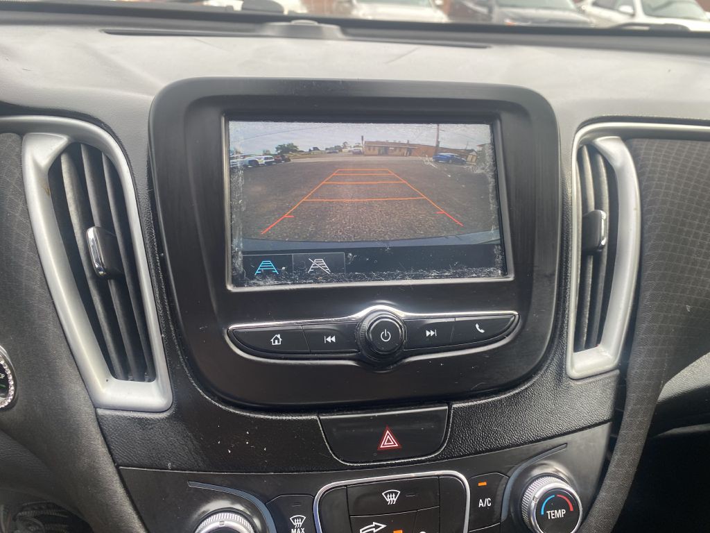 2018 Chevrolet Malibu Image 25