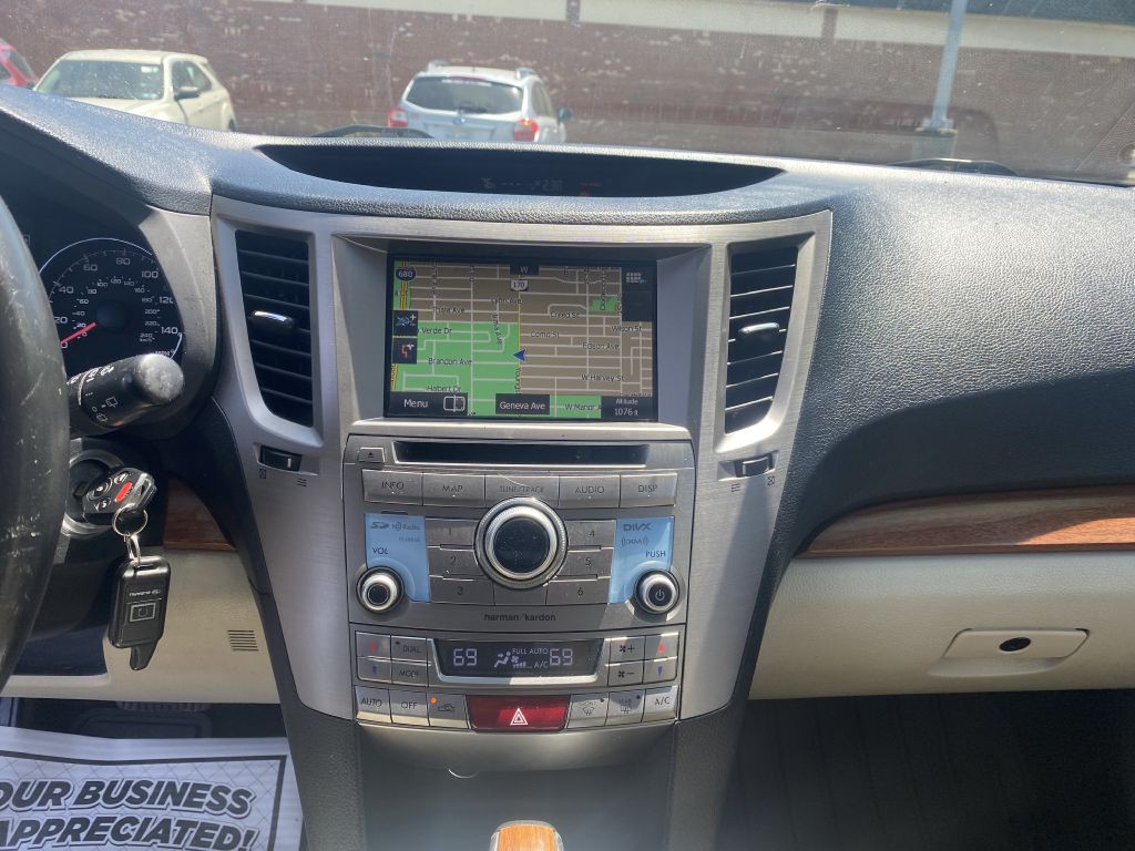 2014 Subaru Outback Image 13