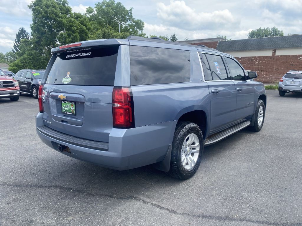 2015 Chevrolet Suburban Image 5