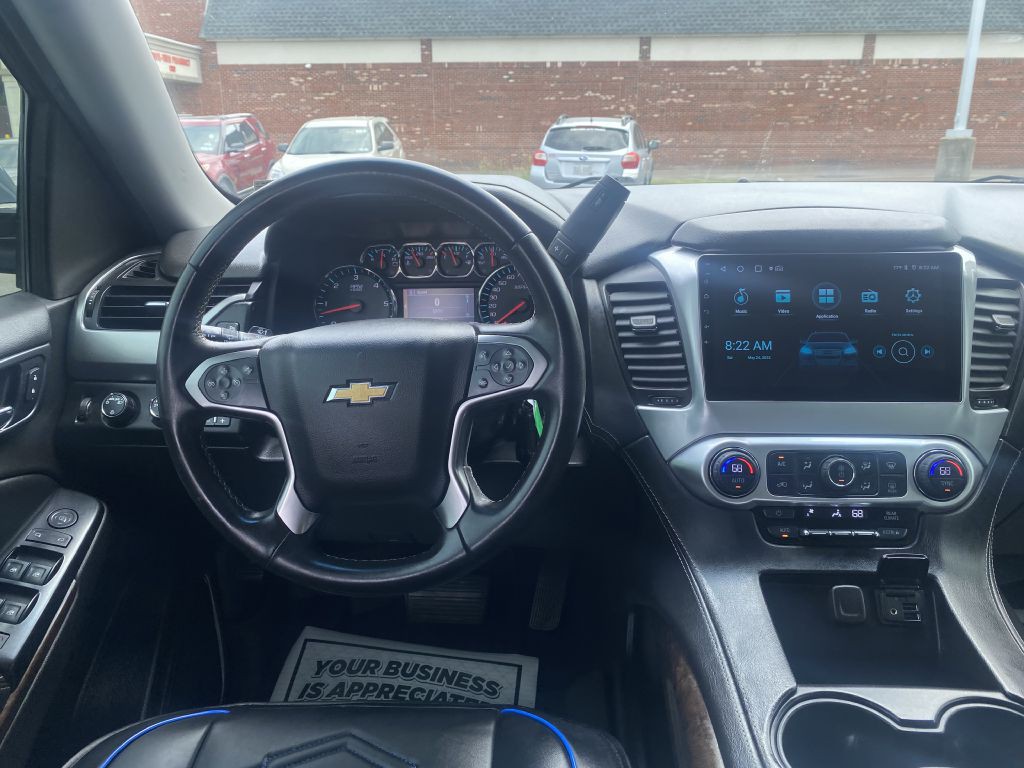 2015 Chevrolet Suburban Image 10