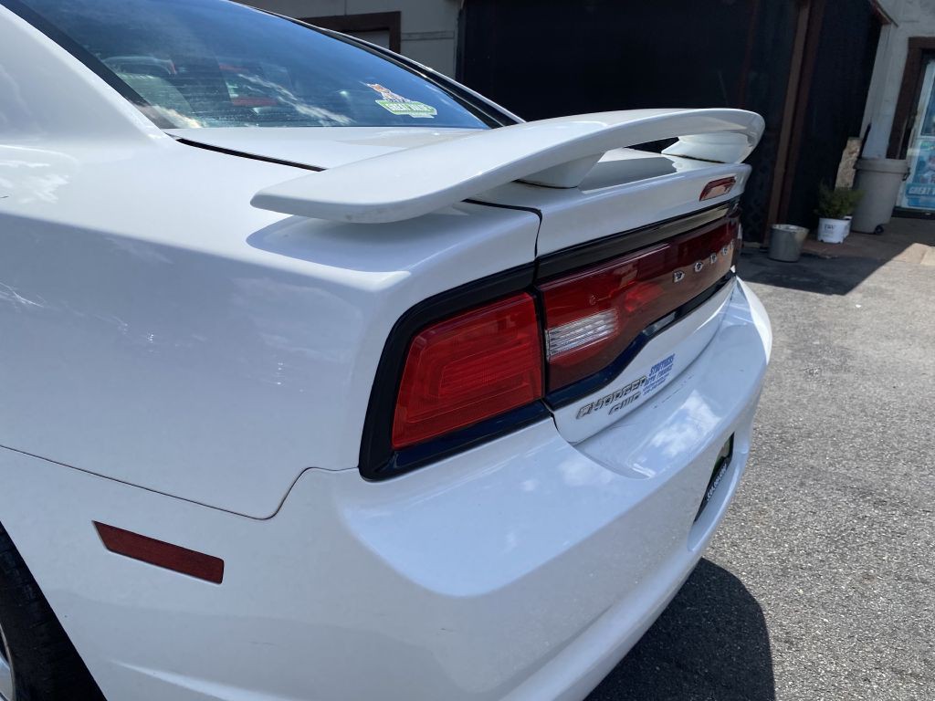 2014 Dodge Charger Image 25