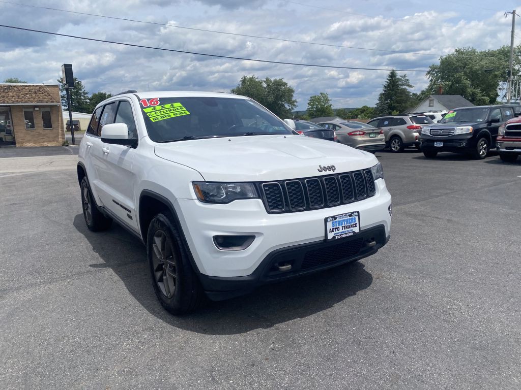 2016 Jeep Grand Cherokee Image 3