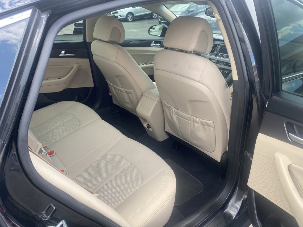 2015 Hyundai Sonata Image 16