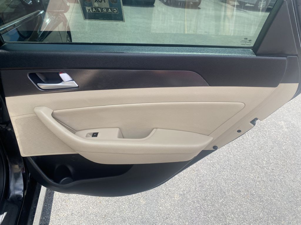2015 Hyundai Sonata Image 21