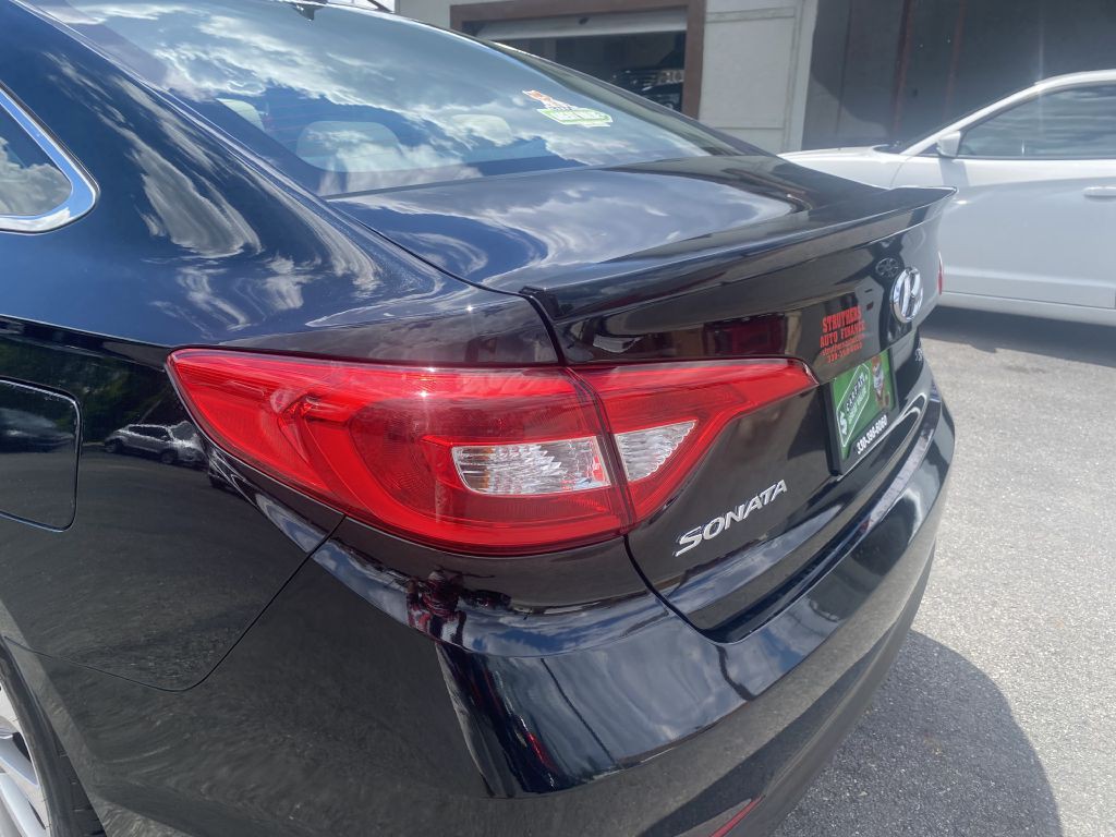 2015 Hyundai Sonata Image 25
