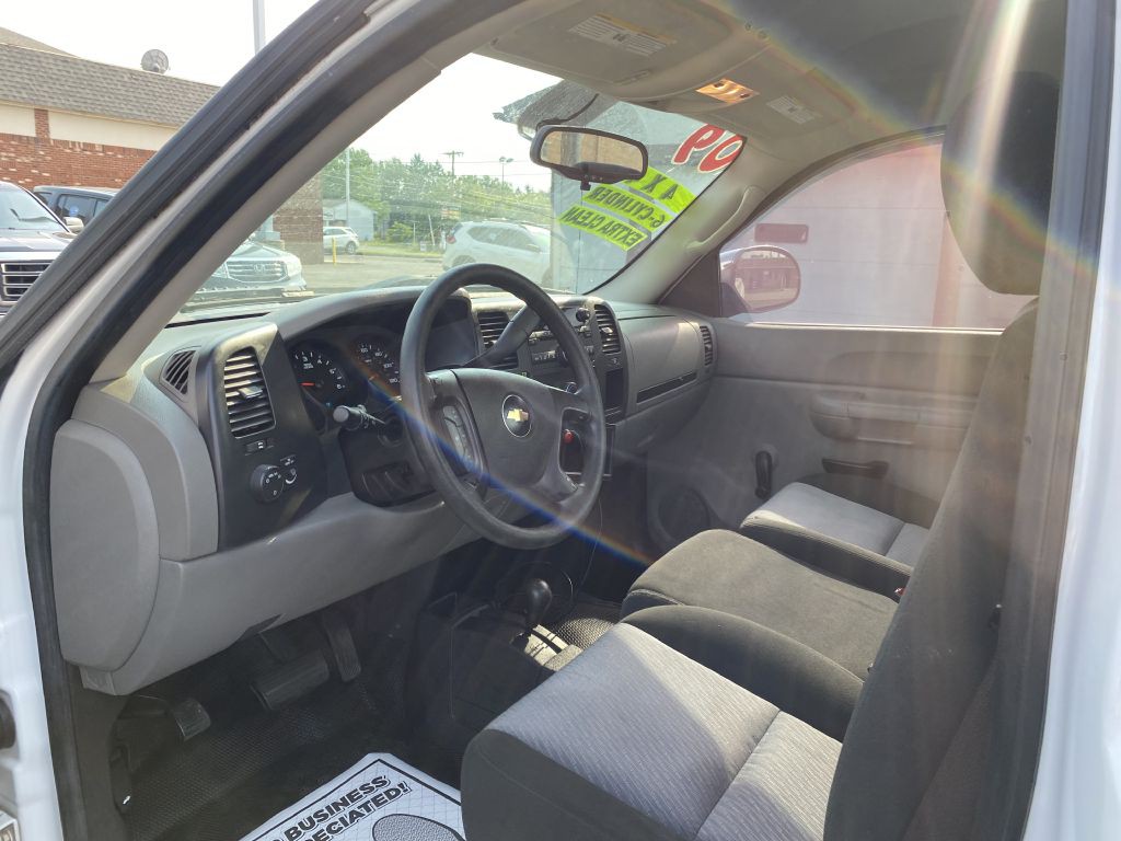 2009 Chevrolet Silverado 1500 Image 11