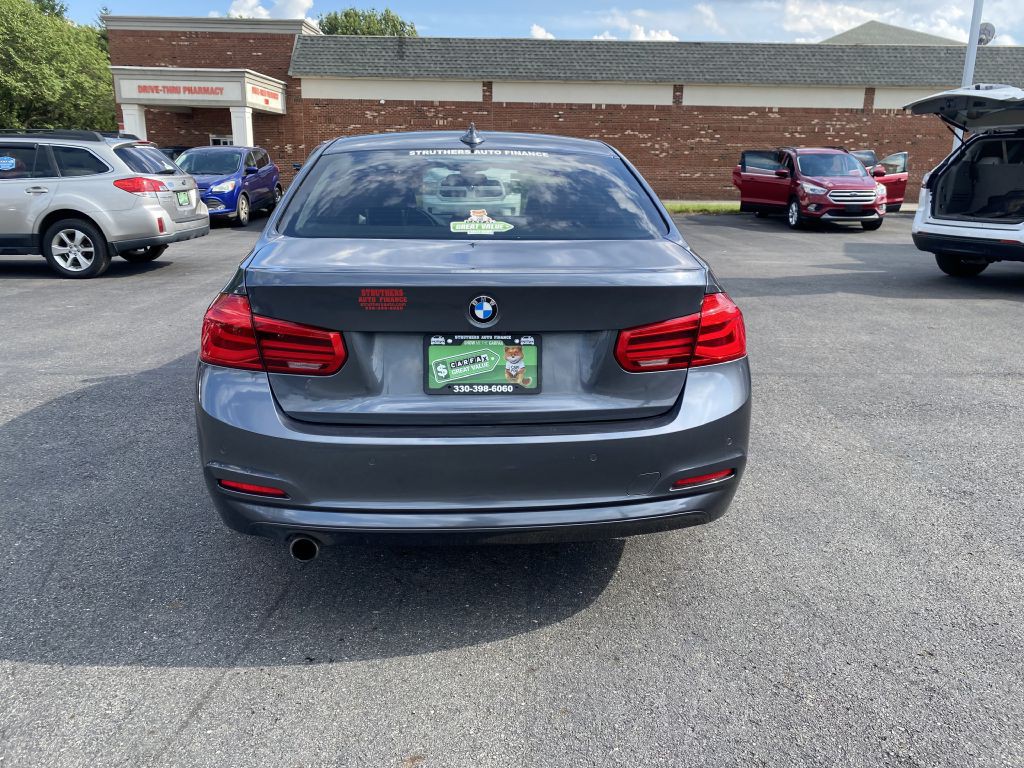 2016 BMW 3 Series Image 6