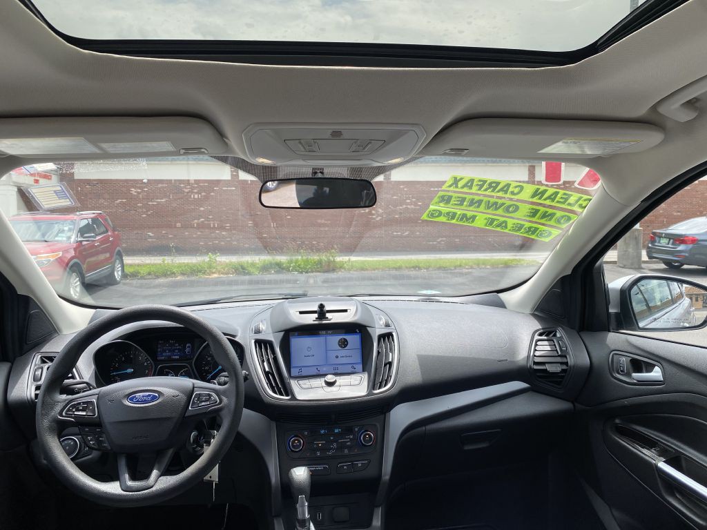 2017 Ford Escape Image 9