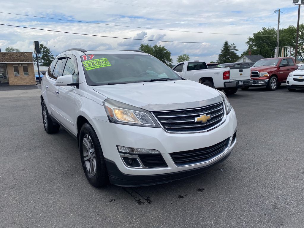 2017 Chevrolet Traverse Image 3