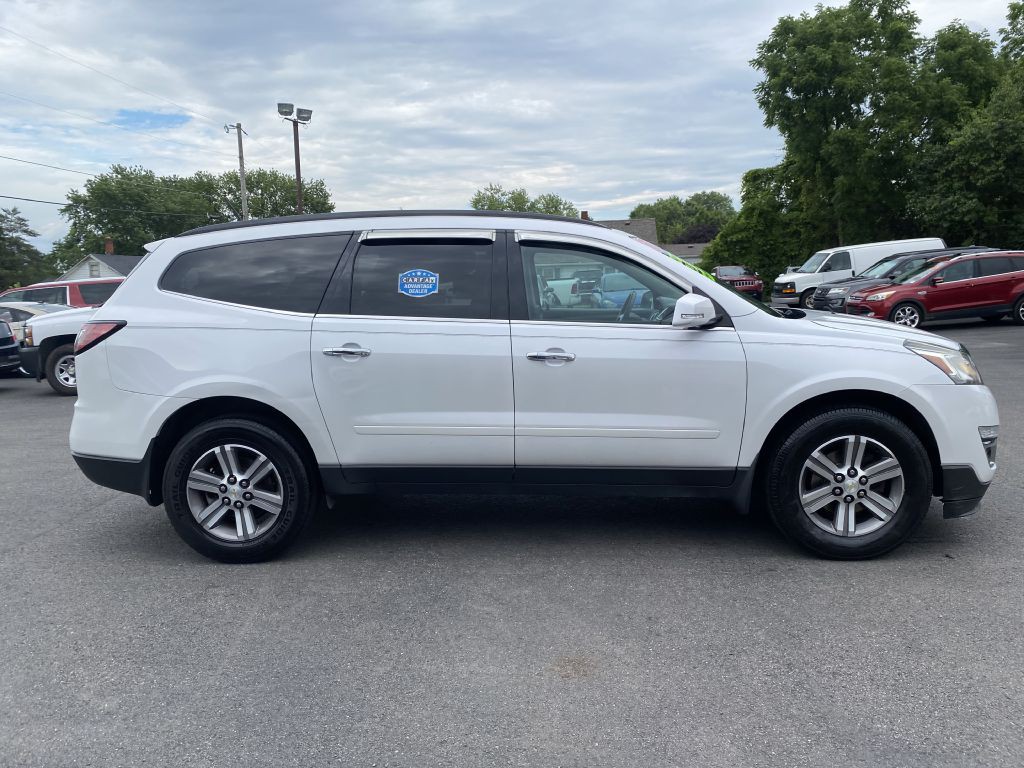 2017 Chevrolet Traverse Image 4