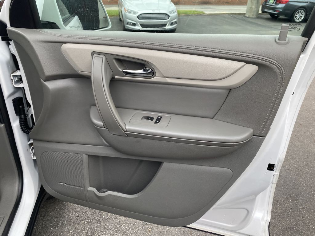 2017 Chevrolet Traverse Image 24