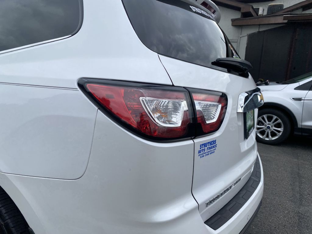 2017 Chevrolet Traverse Image 27