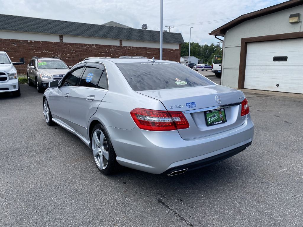 2010 Mercedes-Benz E-Class Image 7