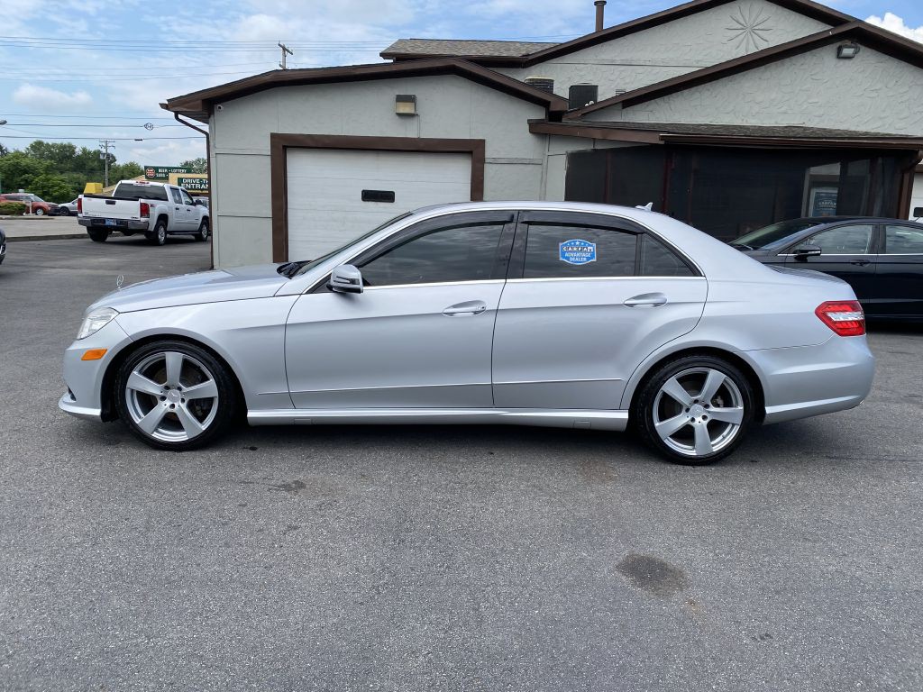 2010 Mercedes-Benz E-Class Image 8