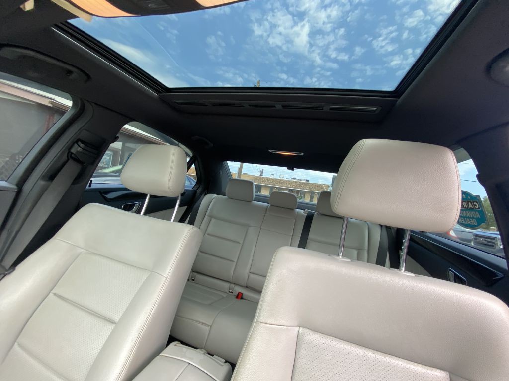 2010 Mercedes-Benz E-Class Image 18