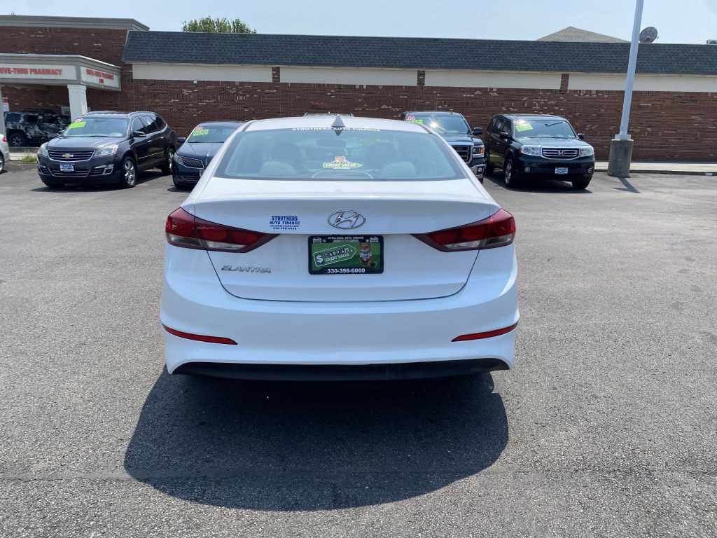 2017 Hyundai Elantra Image 6