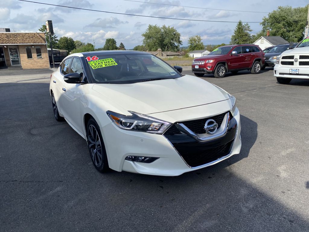 2016 Nissan Maxima Image 3