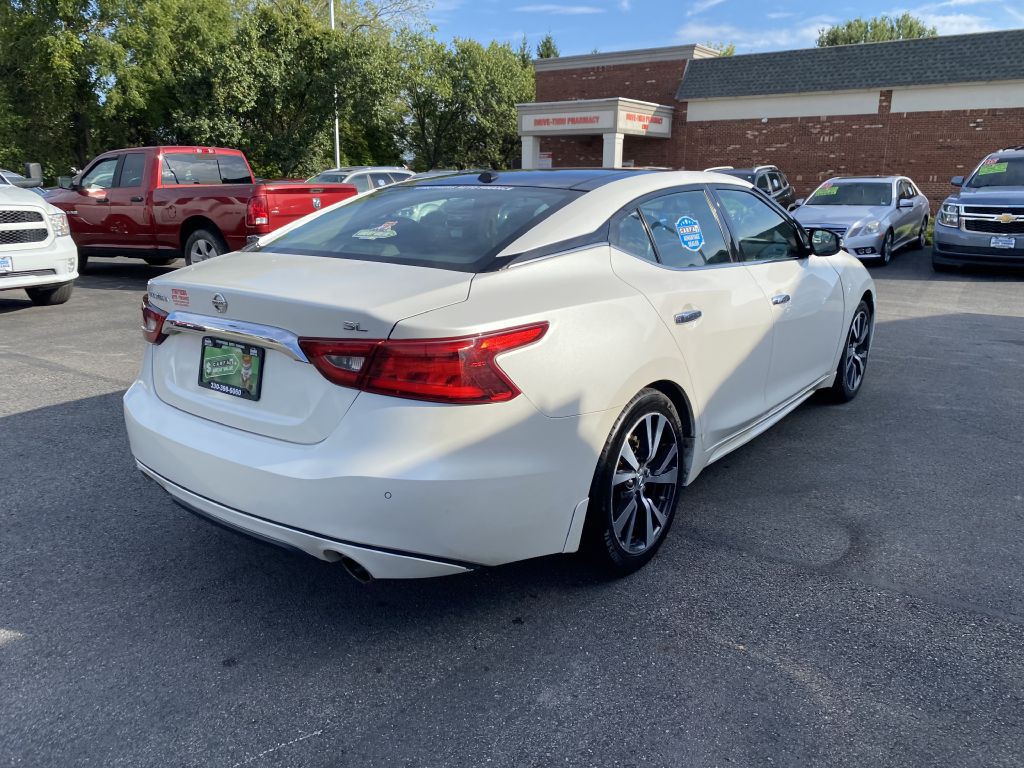 2016 Nissan Maxima Image 5