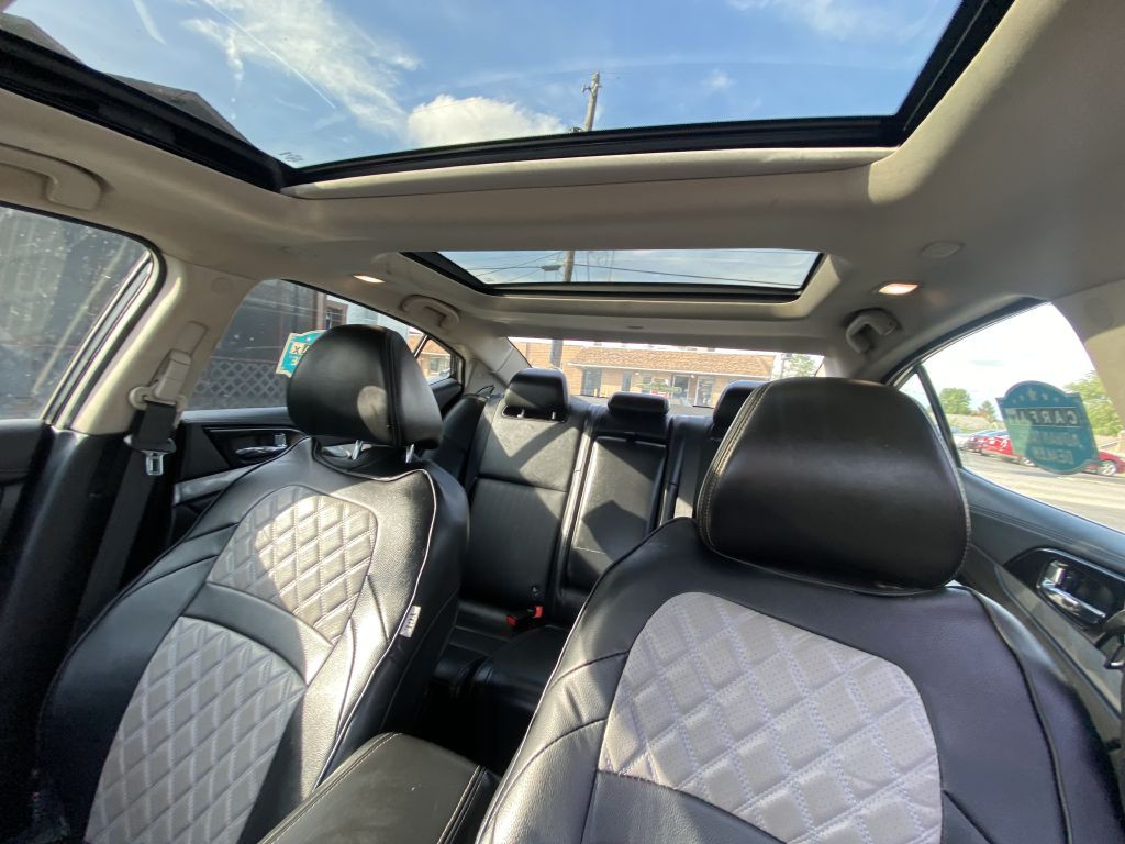 2016 Nissan Maxima Image 18