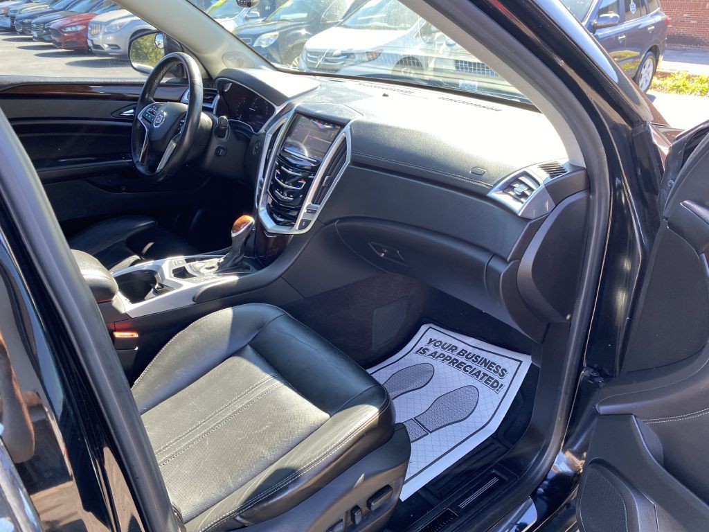 2015 Cadillac SRX Image 18