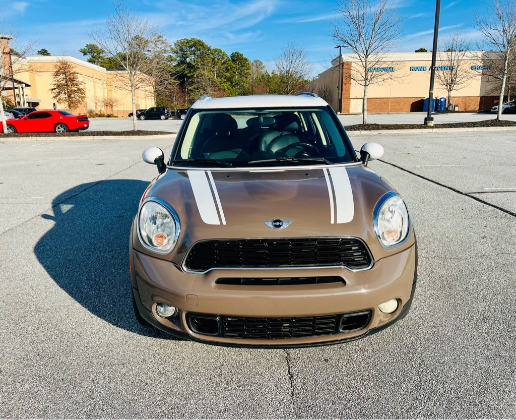 2012 MINI Countryman Image 2