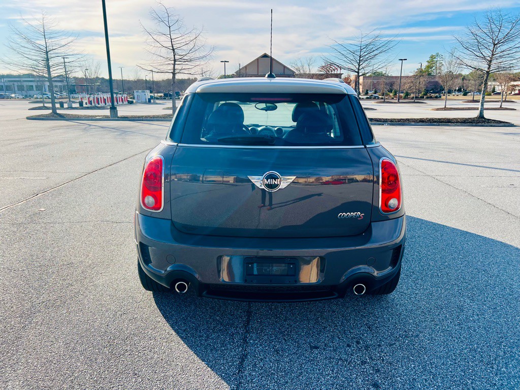 2012 MINI Countryman Image 6