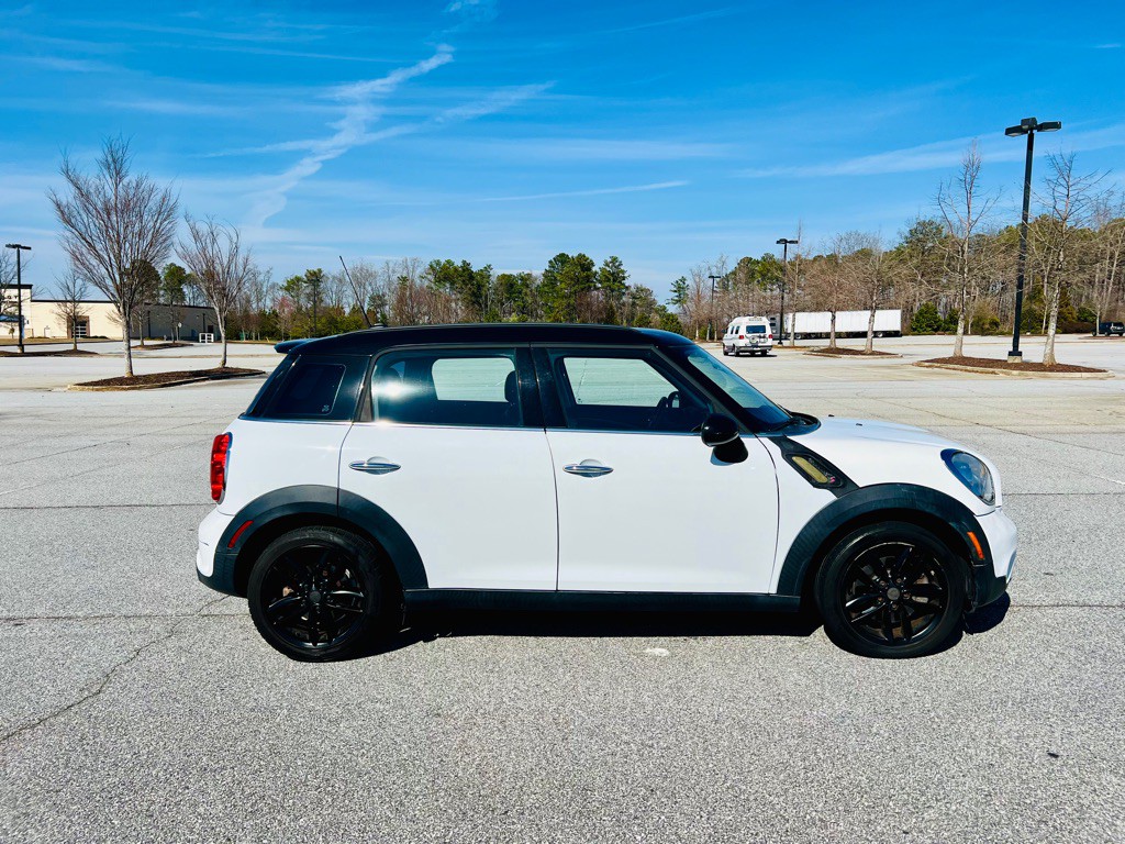 2013 MINI Countryman Image 4