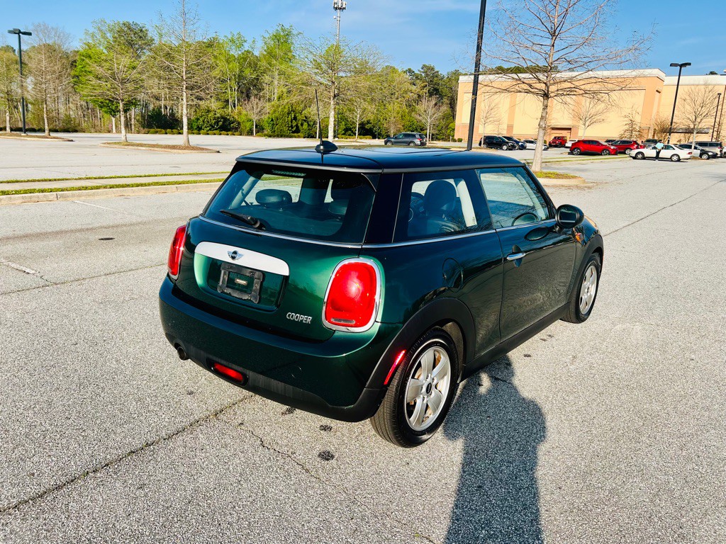 2015 MINI Cooper Image 5