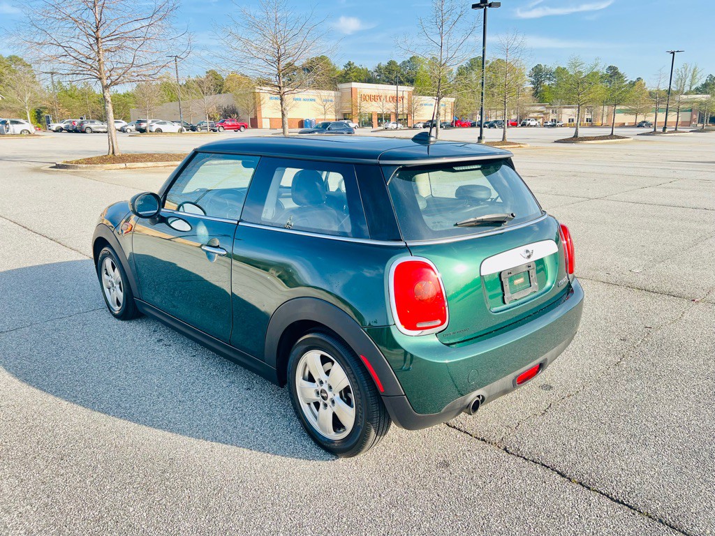 2015 MINI Cooper Image 7