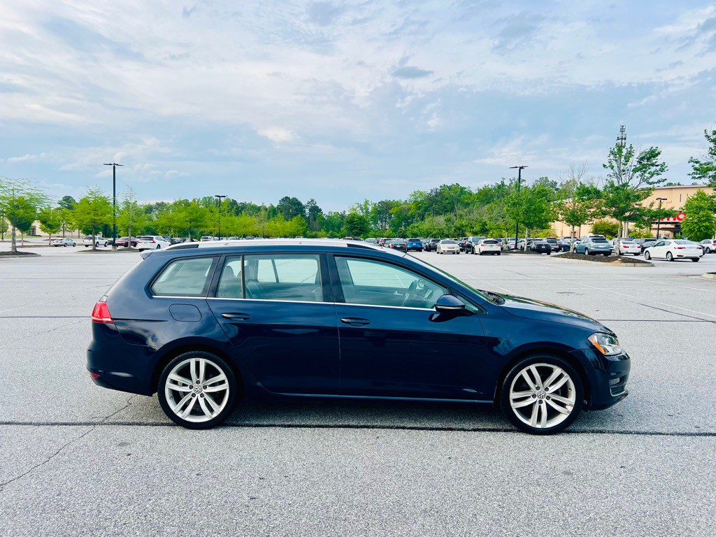 2015 Volkswagen Golf Image 4