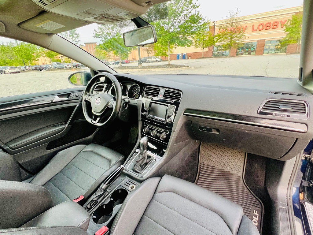 2015 Volkswagen Golf Image 15