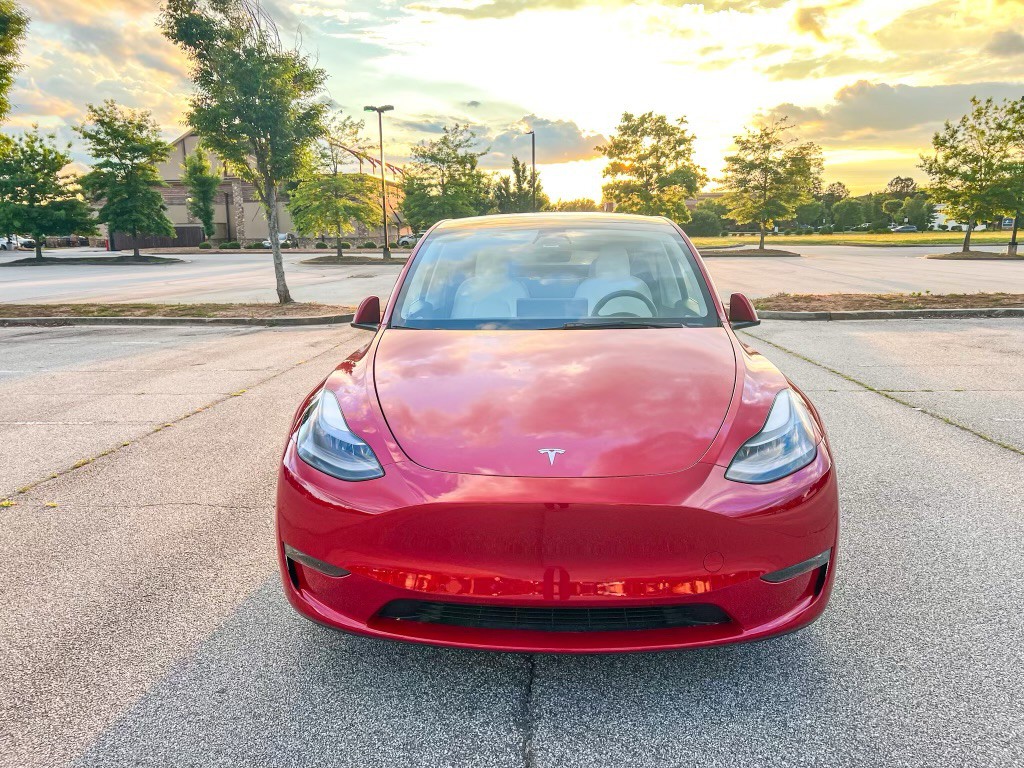 2022 Tesla Model Y Image 2