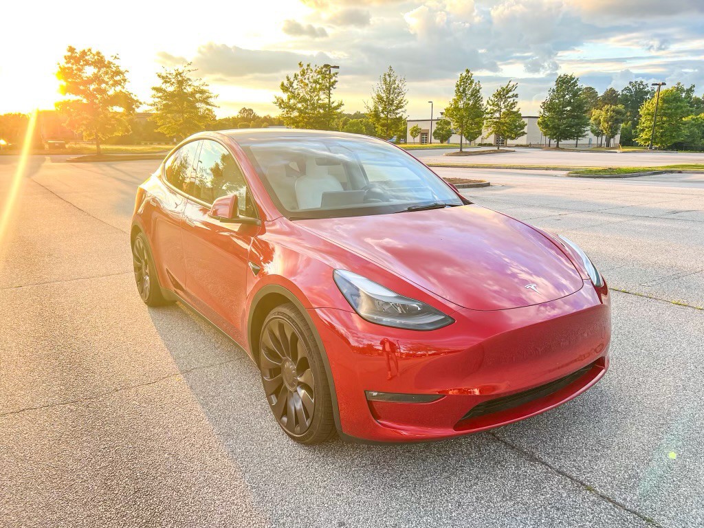 2022 Tesla Model Y Image 3