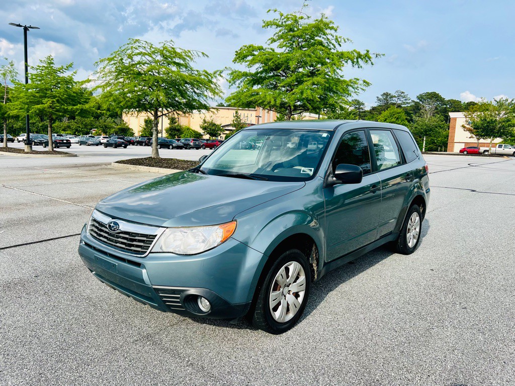2010 Subaru Forester Image 1