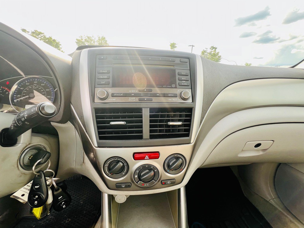 2010 Subaru Forester Image 16