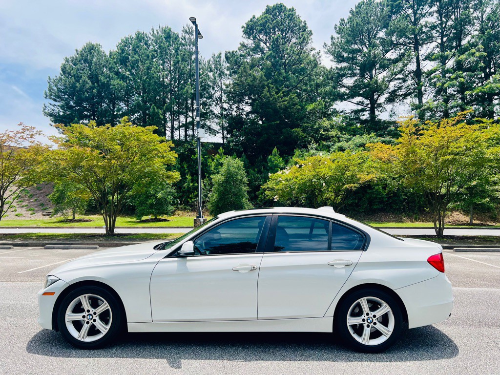 2014 BMW 3 Series Image 7