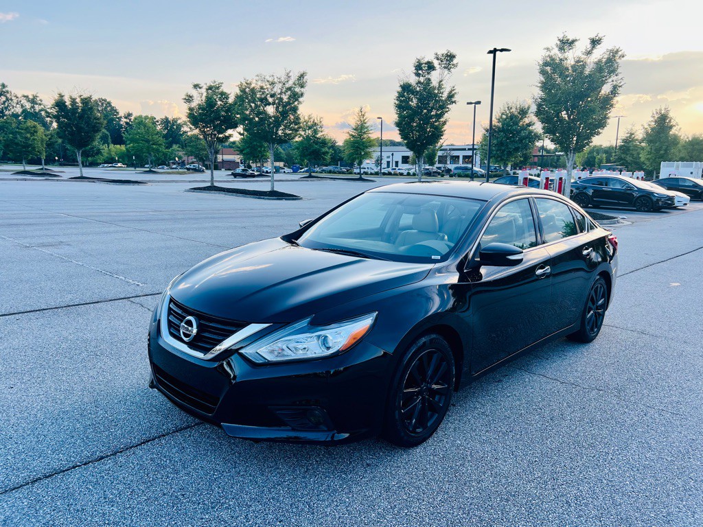 2018 Nissan Altima Image 1